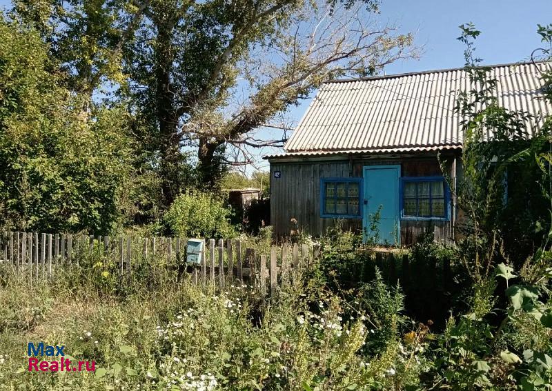 Шипуново муниципальное образование Первомайский сельсовет, село Новоивановка дом