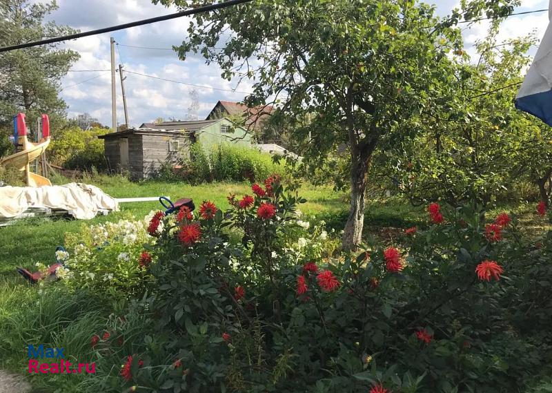 Ульяновка Тосненский район, Ульяновское городское поселение, посёлок городского типа Ульяновка, Школьная улица, 7 дом