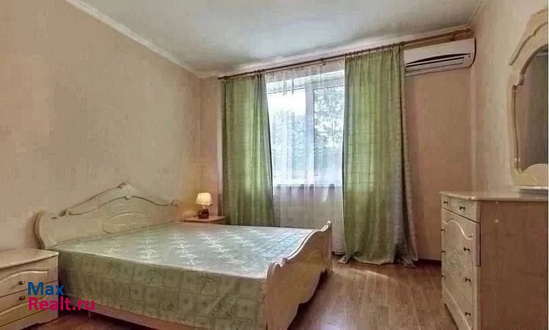 50 лет ВЛКСМ, 11 Бакал сдам квартиру