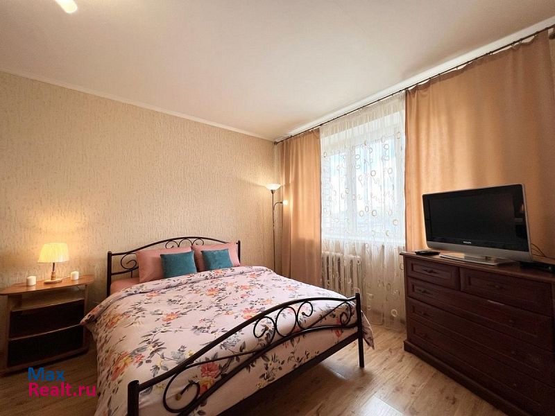 Коооперативная 1/2 Калуга квартира на сутки