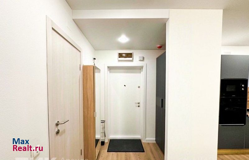 Карпатская улица, 3 Ванино квартира