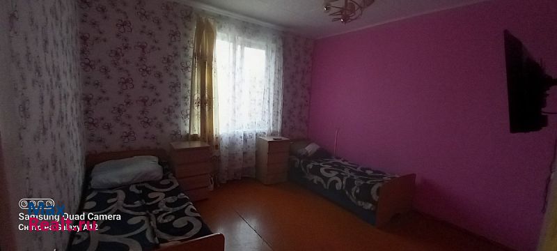 2 мкр-н. Д1 Кедровый квартира на сутки