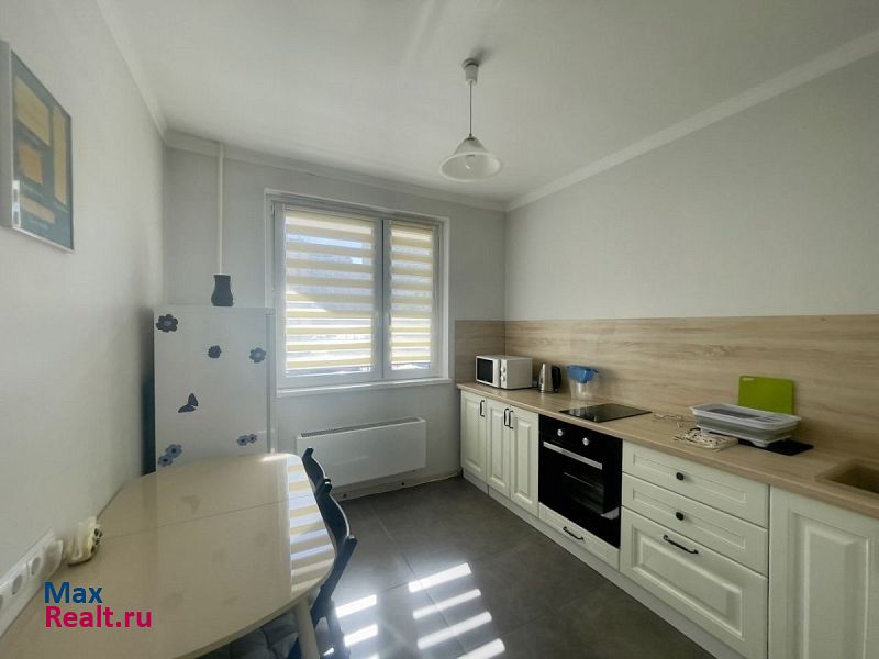 Астрахань мкр-н имени Бабаевского, ул. Аксакова, 16 квартира снять без посредников