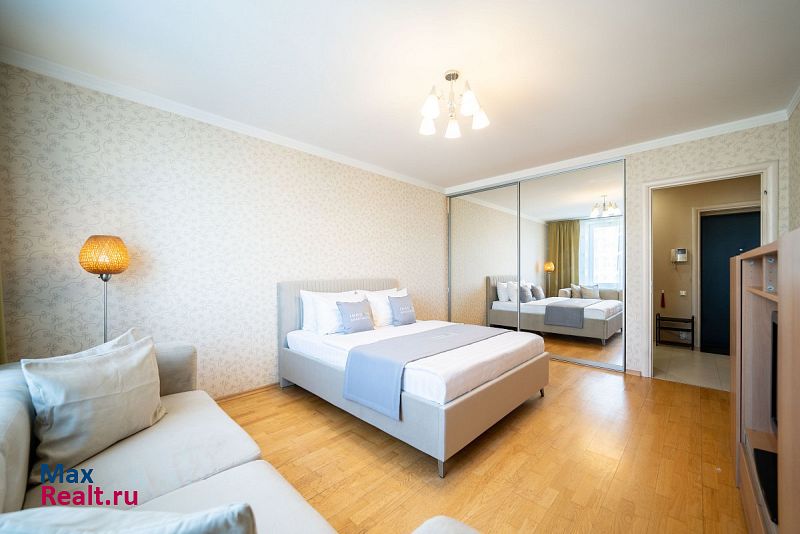 Санкт-Петербург, р-н Василеостровский, Остров Декабристов, ул. Кораблестроителей, 30 Санкт-Петербург квартира на сутки