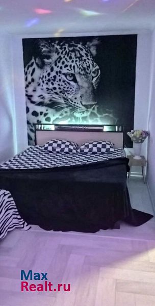 Октябрьская,37б Крымск квартира посуточно снять